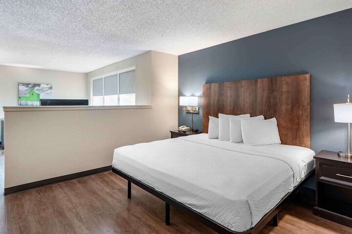 Room 16 of 30