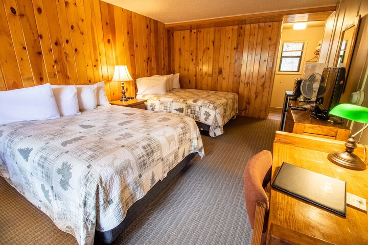 Room 195 of 261