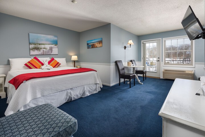 Room 81 of 279