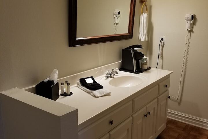 Greenwood Plantation B & B