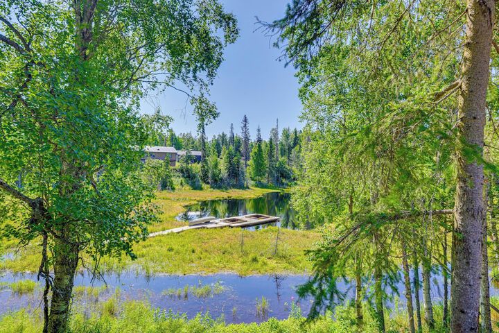 Cozy Kenai Abode w / Private Deck: 5 Mi to Ocean!
