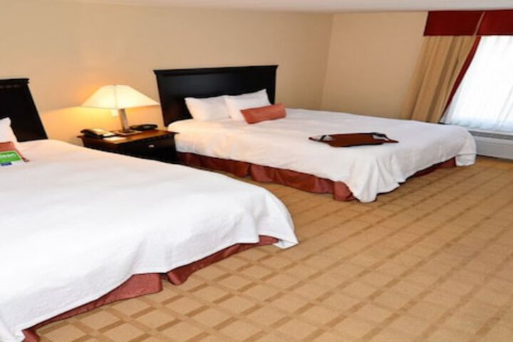 Room 8 of 25