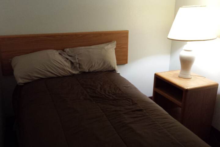 Room 22 of 27
