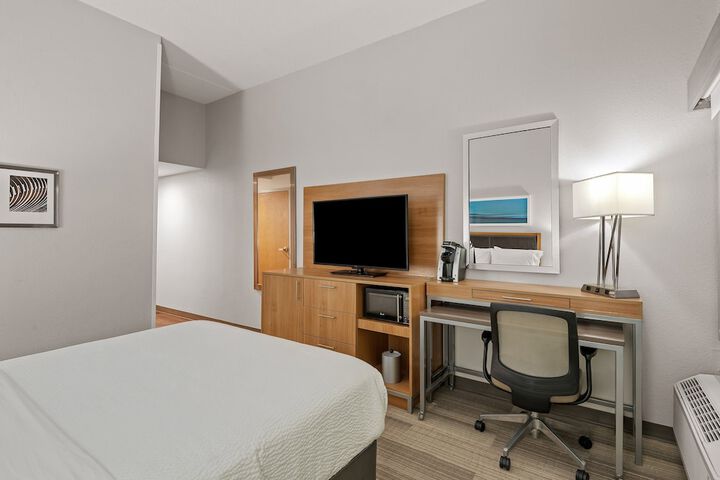 Room 65 of 90