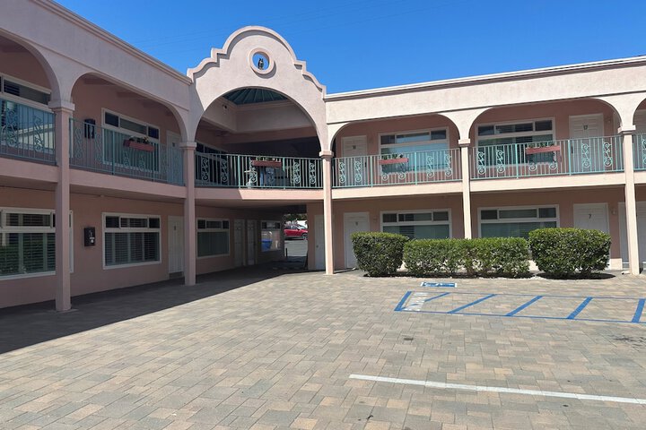 Hotel 3 of 53
