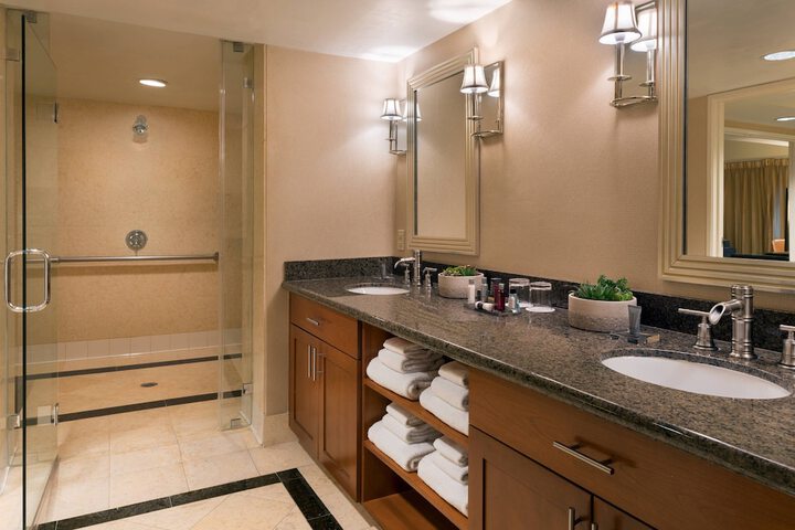 Bakersfield Marriott at the Convention Center