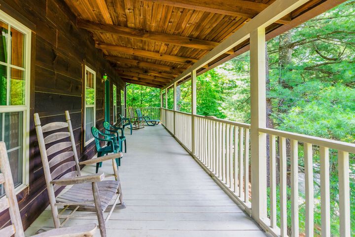 Highland Hills Motel and Cabins – a Master Hosts Resort