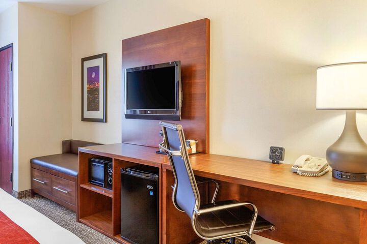 Room 17 of 43