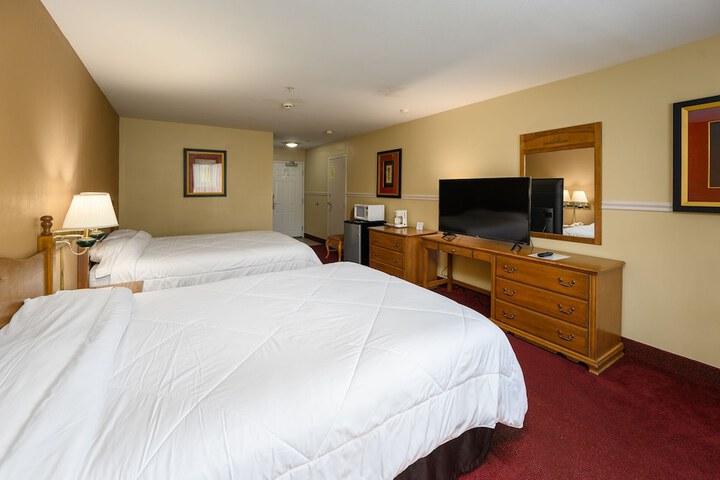 Three Rivers Inn