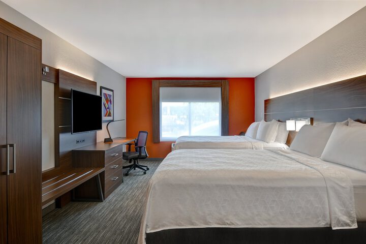 Room 16 of 41