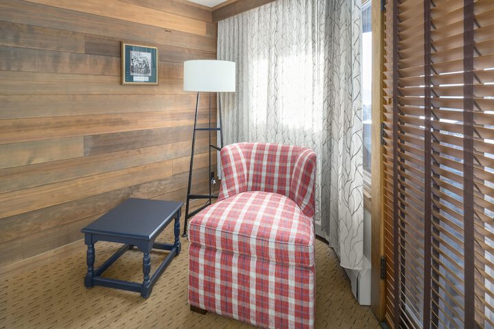 Room 21 of 110