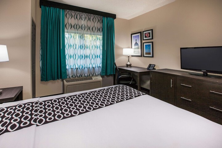 Room 12 of 31