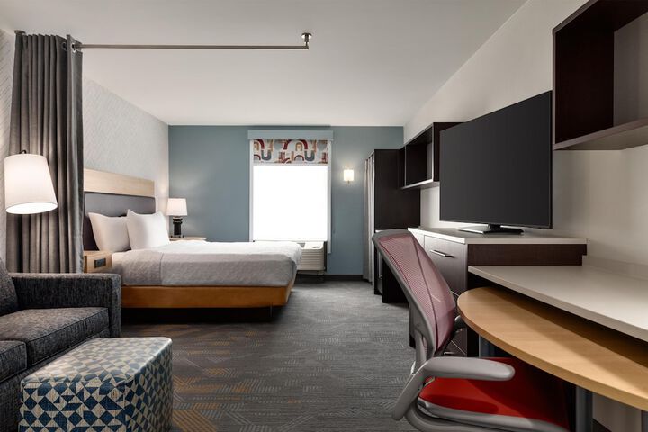 Home2 Suites by Hilton Bowling Green Hotel