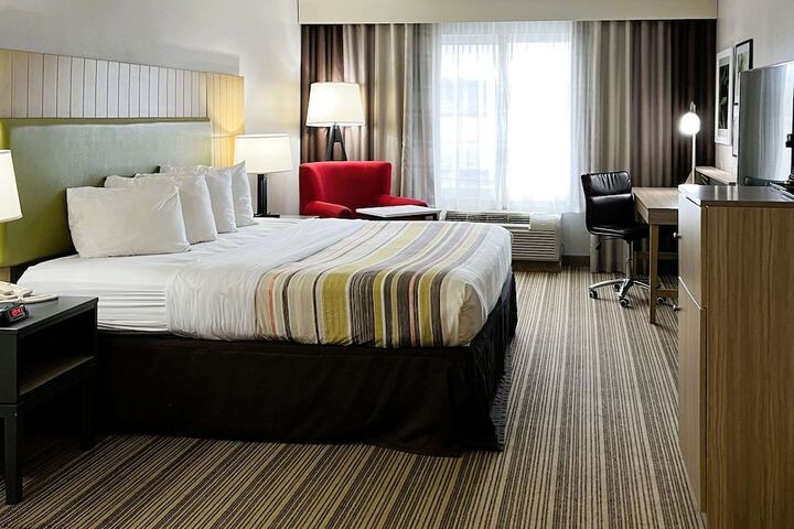 Room 43 of 51