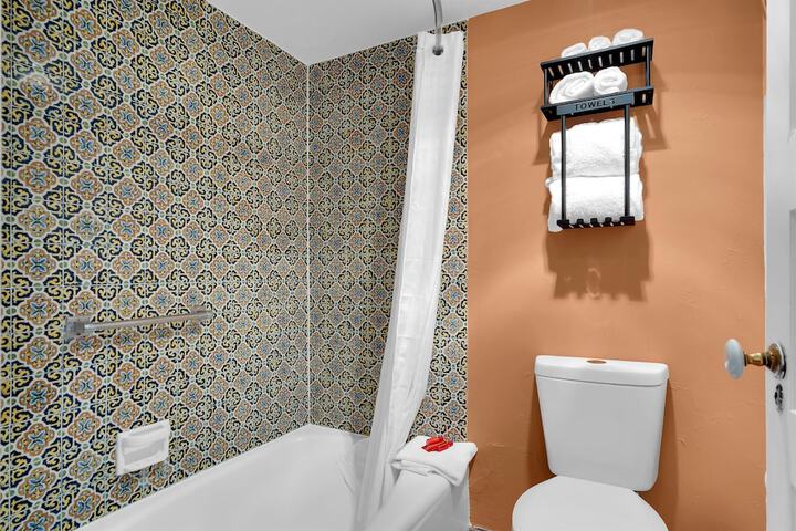 Tombstone Lookout Lodge SureStay Collection by Best Western