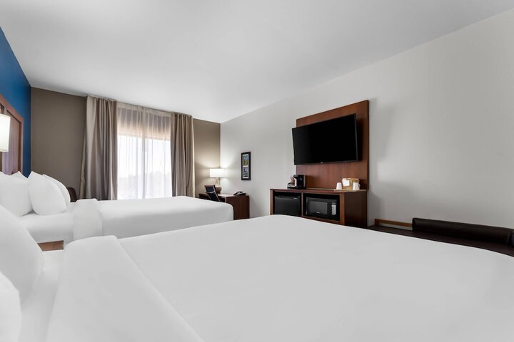 Comfort Inn & Suites Augusta West Near Fort Gordon