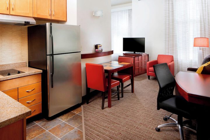 Room 21 of 28