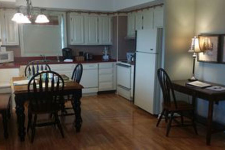 A Suite Escape Bed & Breakfast and Vacation Home