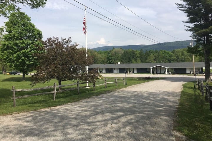Weathervane Motel