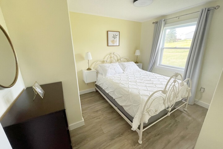 Room 25 of 144