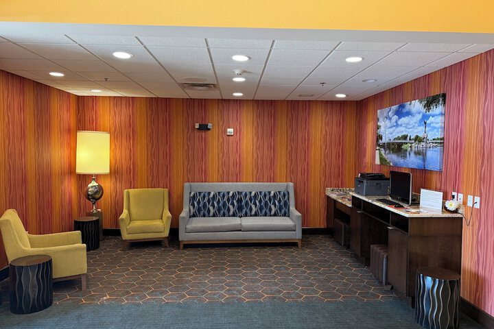 Holiday Inn Express Wichita South by IHG