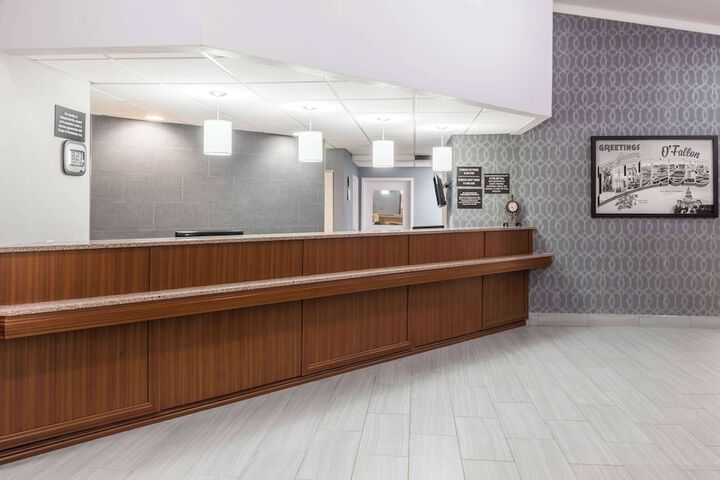 Super 8 by Wyndham OFallon