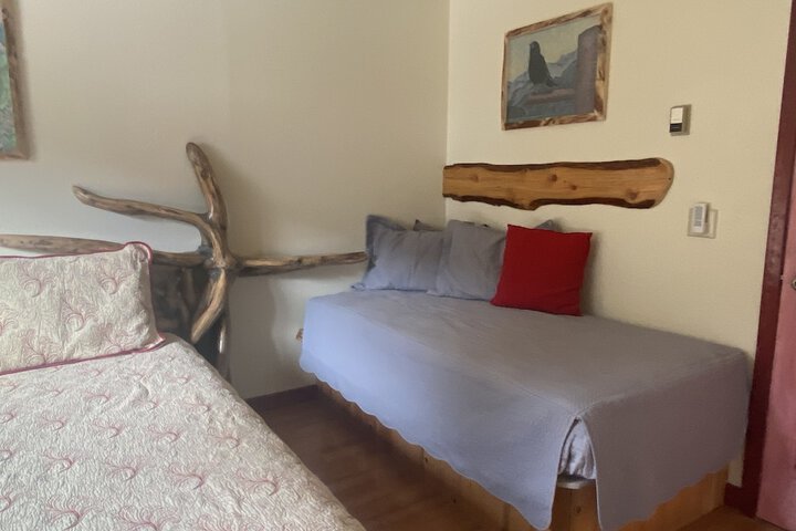 Room 42 of 57