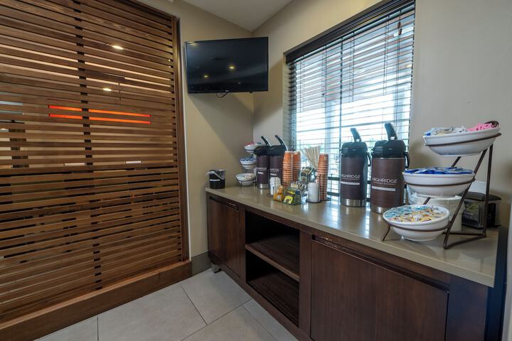Country Inn & Suites by Radisson Lake George (Queensbury), NY