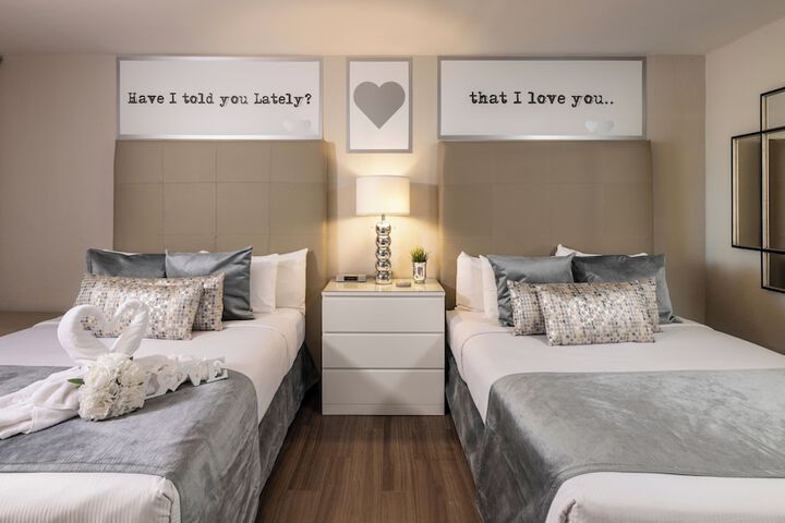 Room 43 of 80