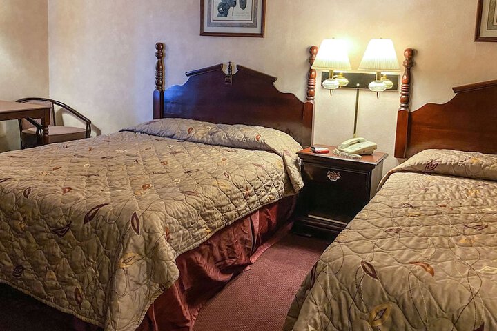 Room 34 of 58