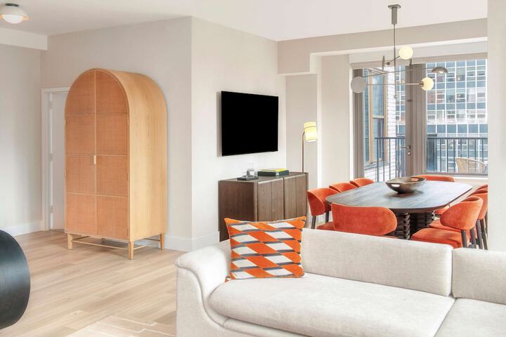 The Fifty Sonesta Hotel New York
