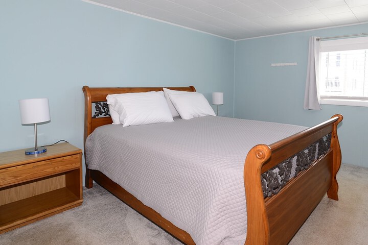 Room 34 of 48