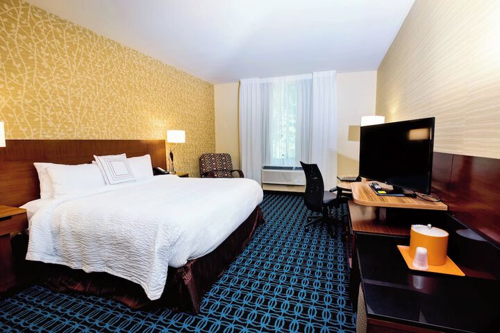 Room 11 of 29