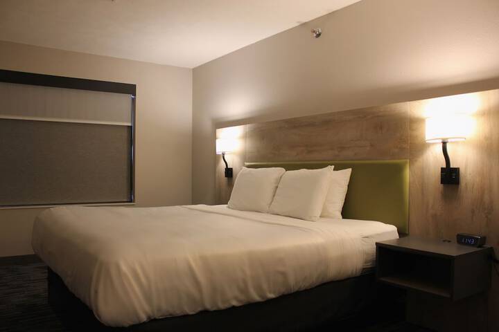 Room 54 of 72