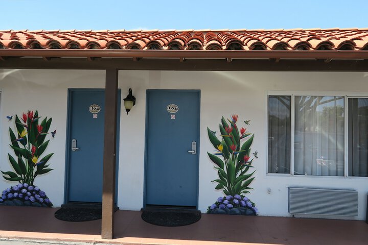 Hotel 3 of 65