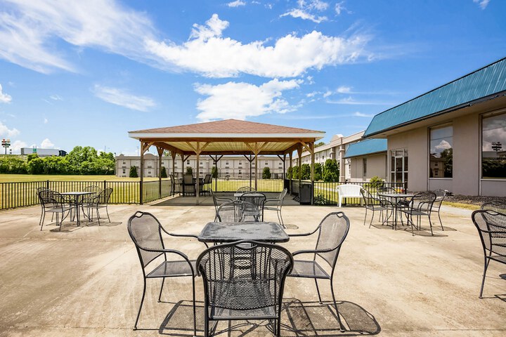 Terrace/Patio 49 of 49