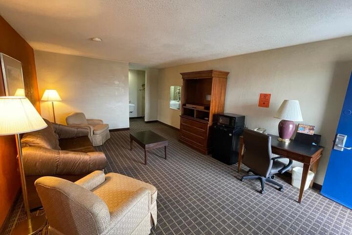 Room 55 of 107