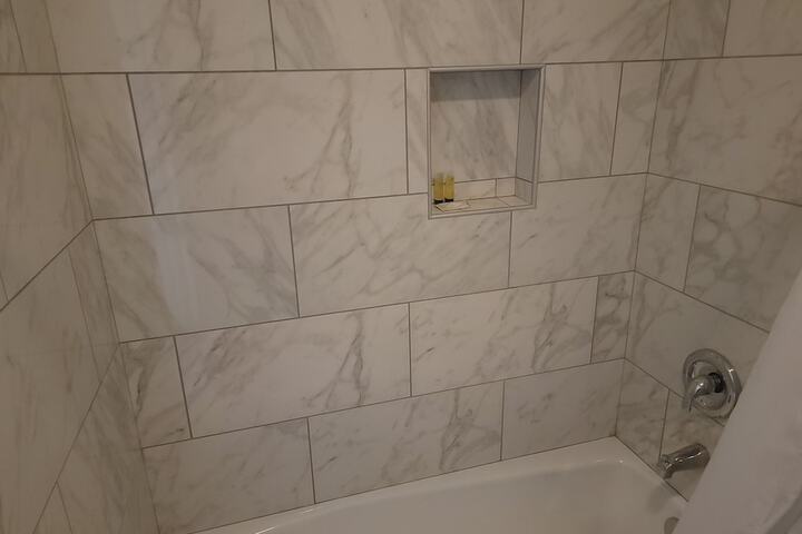 Room 107 of 141