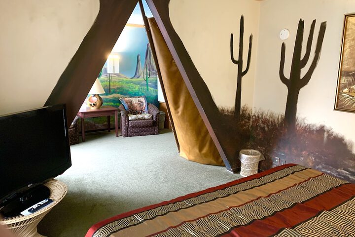 Room 283 of 334