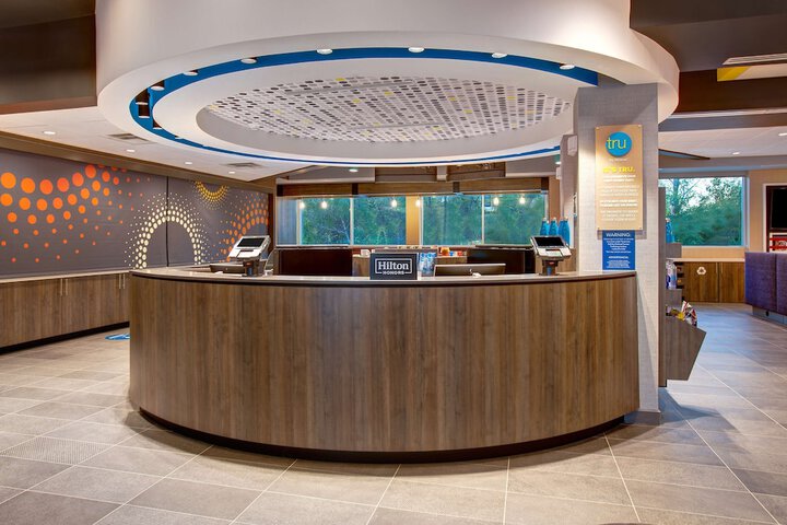 Hotel Interior 10 of 33