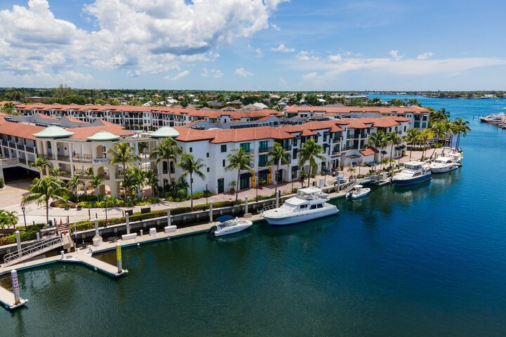 Naples Bay Resort & Marina