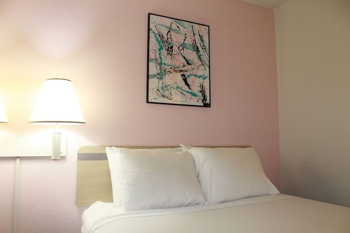 Room 60 of 74