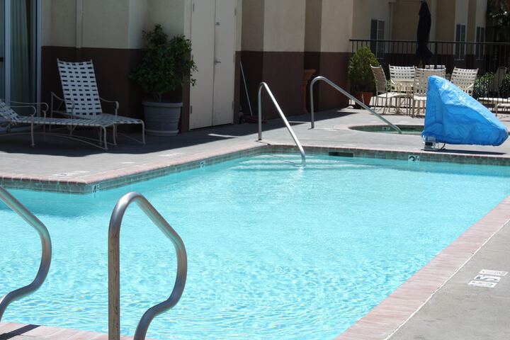 Pool 4 of 32