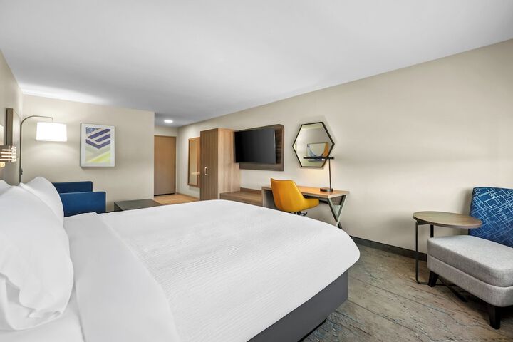 Holiday Inn Express Hotel & Suites Wabash by IHG