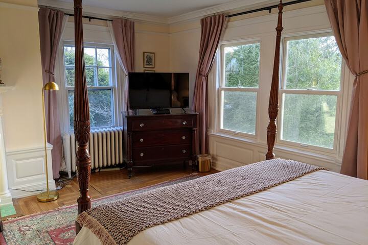 Room 175 of 239