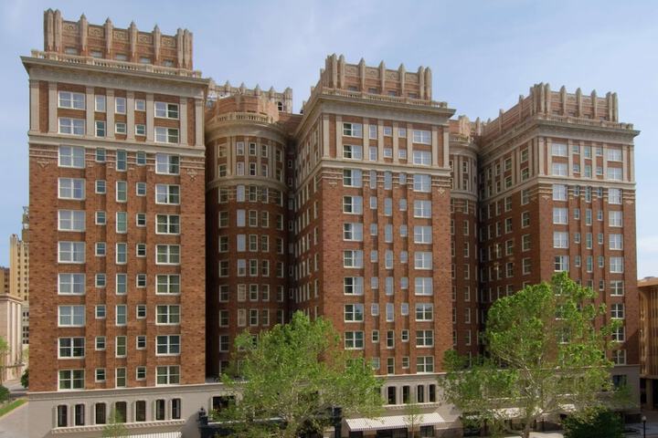 Hotel 3 of 85
