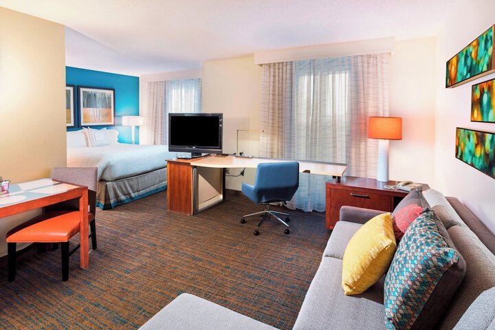 Room 15 of 24