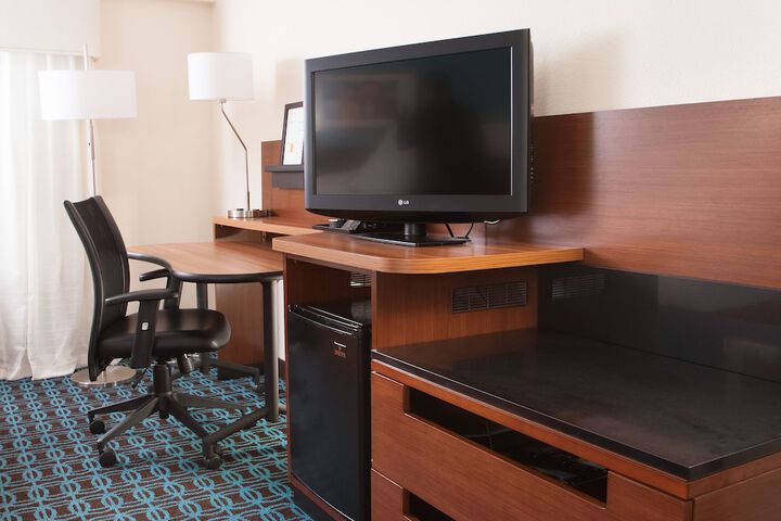 Room 14 of 28