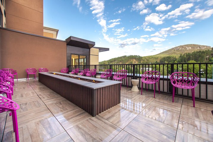 Terrace/Patio 68 of 69