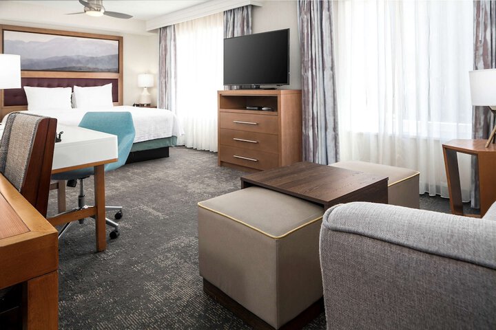 Room 65 of 103